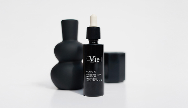 L’EXPERT EN SOLUTIONS ANTI-ÂGE AVANCÉES